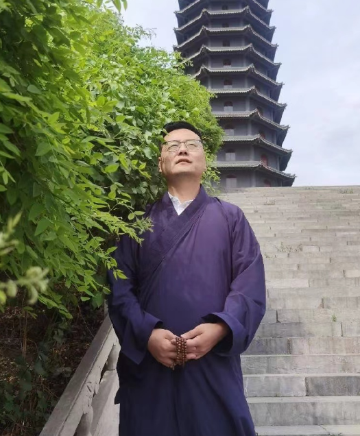 溫玉先生聯(lián)系方式，溫玉先生的微信是什么？-音狐運勢網(wǎng)
